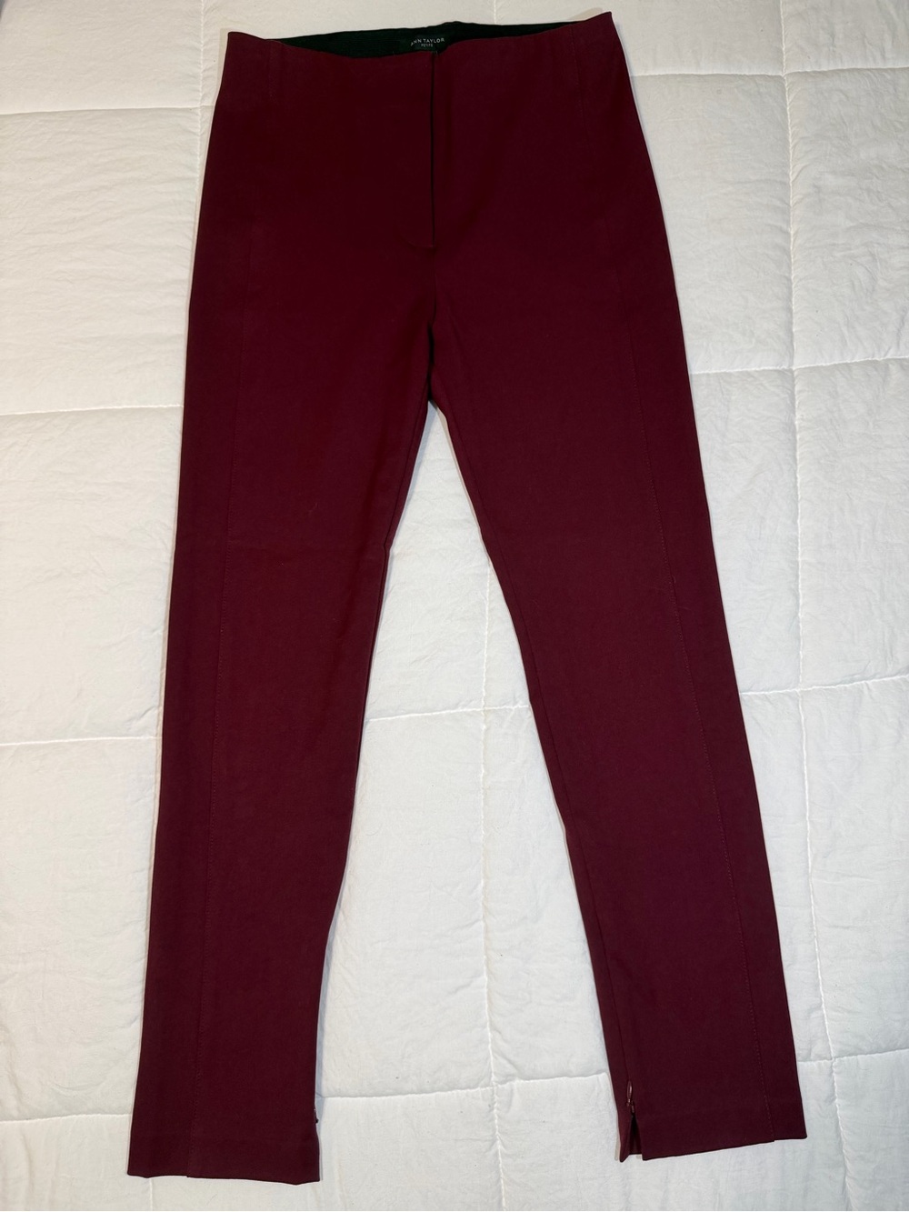 Ann Taylor high rise slim fit Pants in burgundy plum purple Size 4P